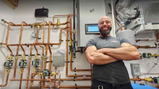 heat pump hot water system in Collingwood